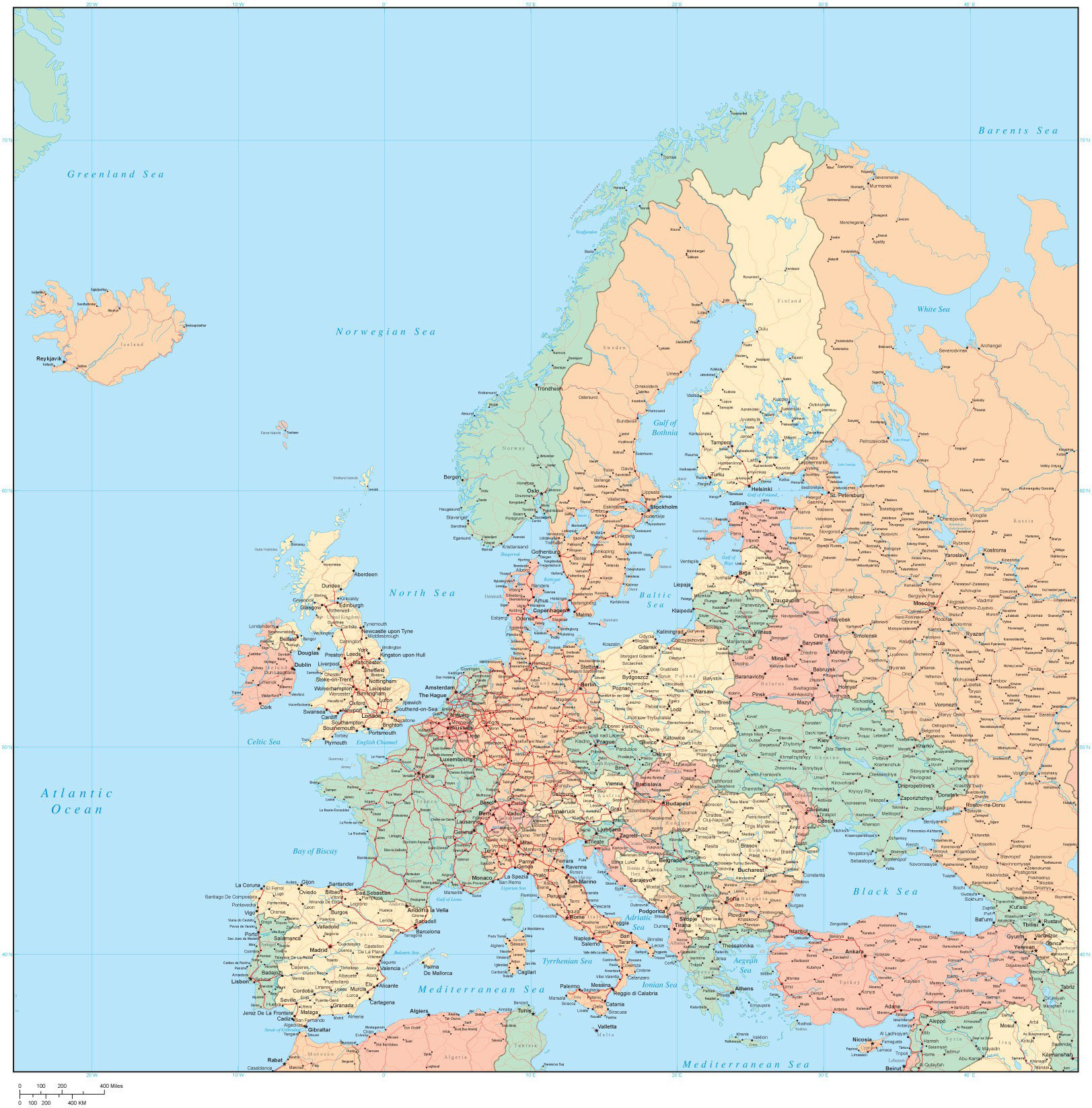 Большая подробная политическая карта Европы со всеми столицами и